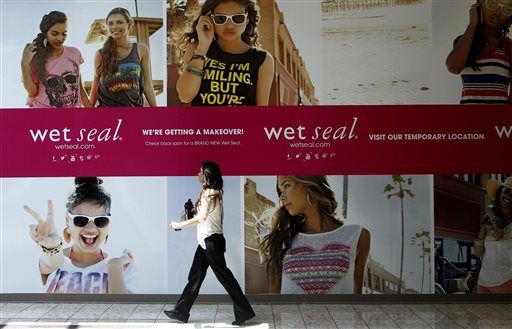 Wet Seal closing over 300 stores; nearly 3,700 losing jobs